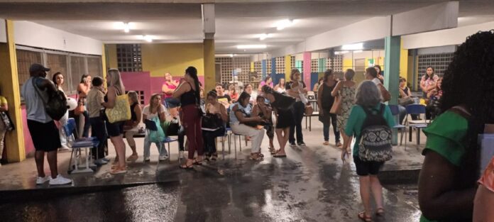 Impasse durante contratação de professores na rede estadual vira caso de polícia