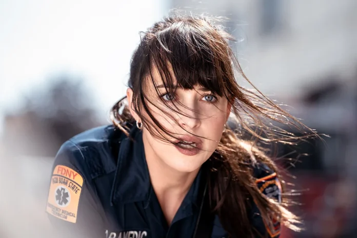 EXCLUSIVO: Dakota Johnson fala sobre contrato para "Madame Teia"