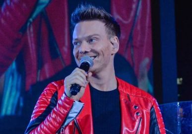 michel-telo-1707502238.450x270.jpg