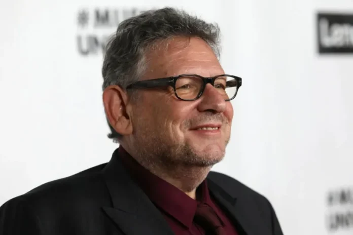 Sir-Lucian-Grainge-CEO-do-Universal-Music-Group-800x533.webp.webp