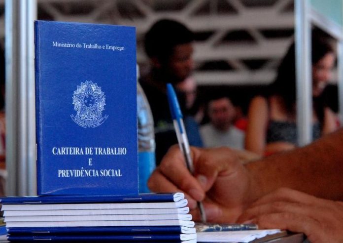 Empresas começam a planejar a semana de 4 dias