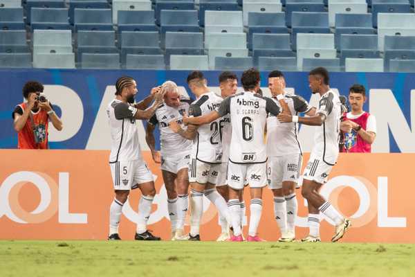 Análise: Atlético-MG ganha casca com Milito, e "mistão" vence com Análise: Atlético-MG ganha casca com Milito, e "mistão" vence com facilidade