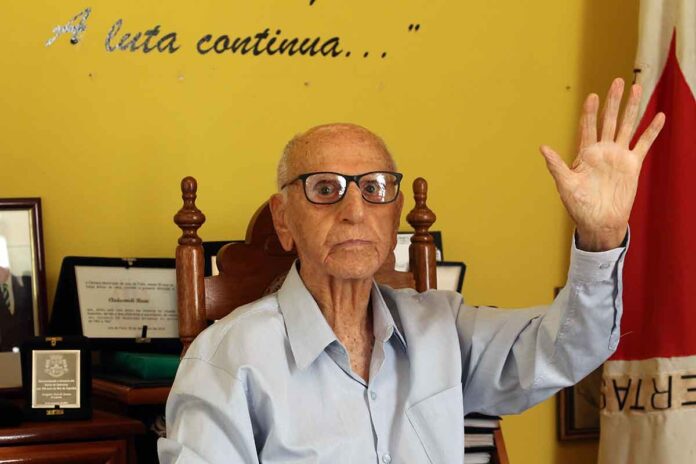 Riani vira nome de Praça no Centro da Cidade