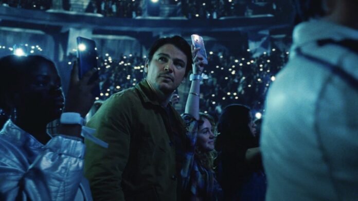 mnightshyamalan_4239113b.jpg Trap