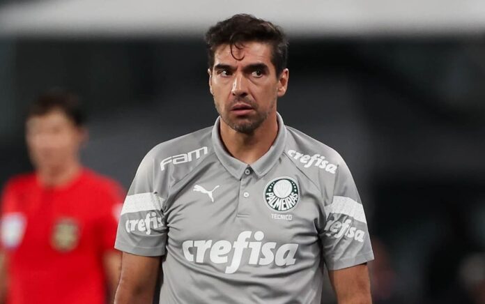 Repórter revela conversa particular com Abel Ferreira sobre polêmica com Al-Sadd
