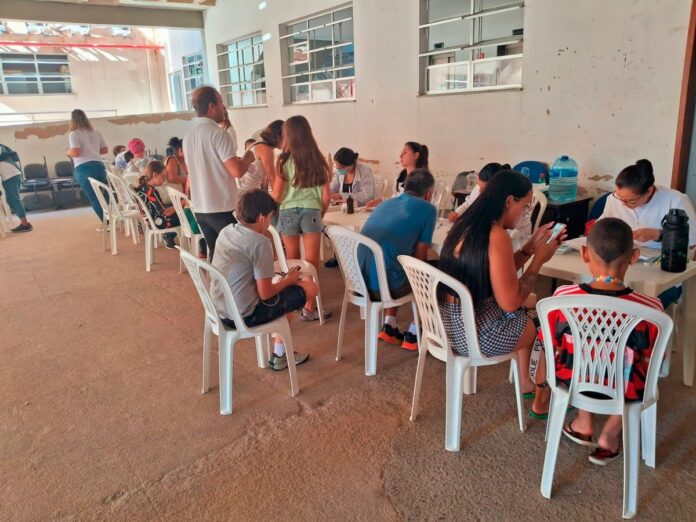 Vacinação contra dengue contempla adolescentes em JF neste sábado
