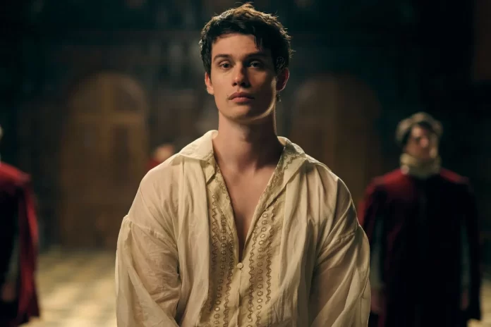 Nicholas Galitzine admite "culpa" por ocupar lugar de atores gays