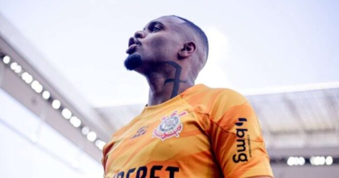 Carlos Miguel se incomoda em como o Corinthians vem tratando sua saída