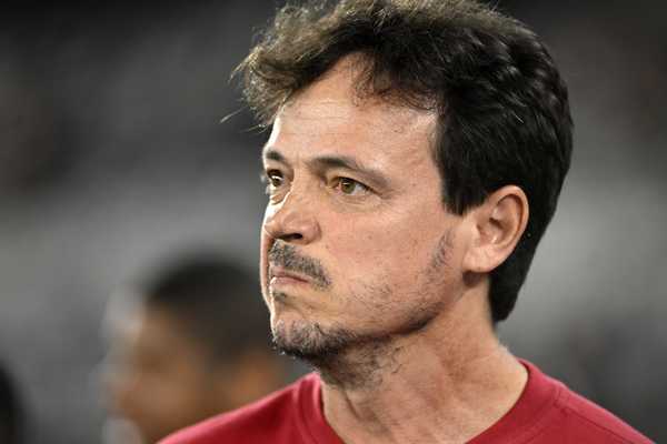 Com Diniz pressionado e time esfacelado, Fluminense tenta espantar a Com Diniz pressionado e time esfacelado, Fluminense tenta espantar a crise contra o Cruzeiro | fluminense