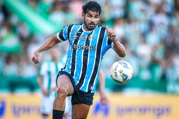 Diego Costa tem lesão confirmada e é desfalque no Grêmio