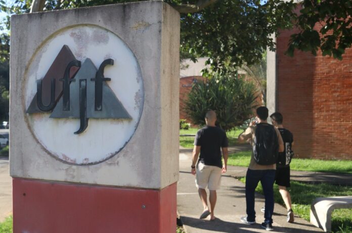 UFJF e IF Sudeste MG anunciam saída da greve