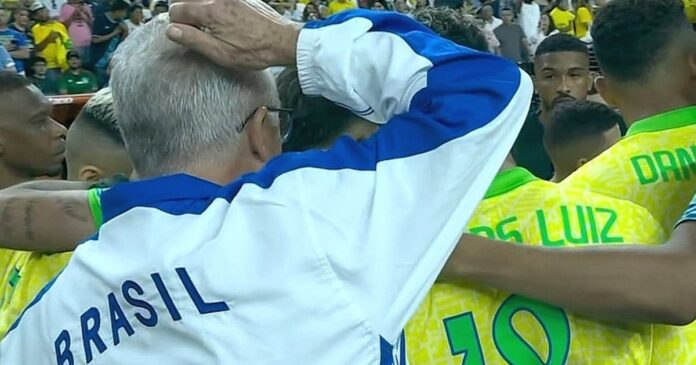 Dorival Júnior. Vexame faz com que corra risco de demissão Dorival Júnior. Vexame faz com que corra risco de demissão – R7 Esportes