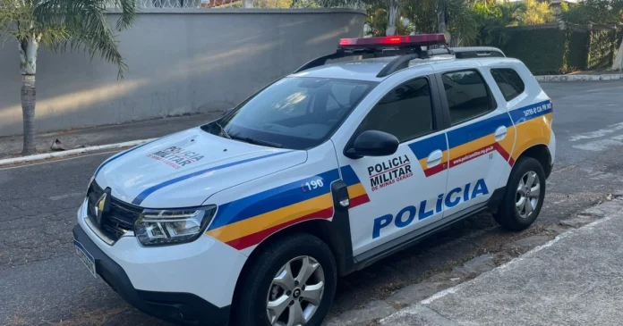 Jovem de 15 anos que se passava pelo irmão é apreendido suspeito de três mortes em MG