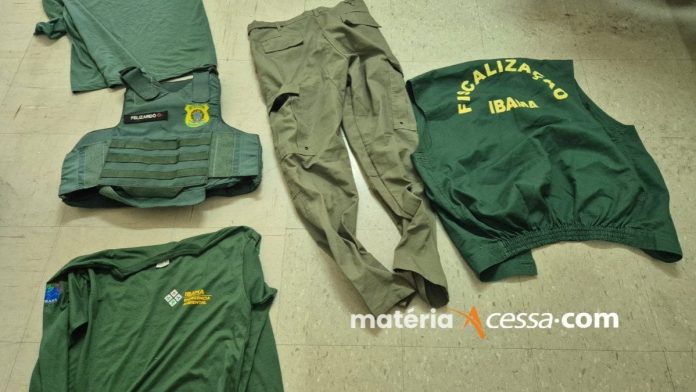 PF recupera peças de uniforme do Ibama furtadas por funcionário PF recupera peças de uniforme do Ibama furtadas por funcionário em Juiz de Fora