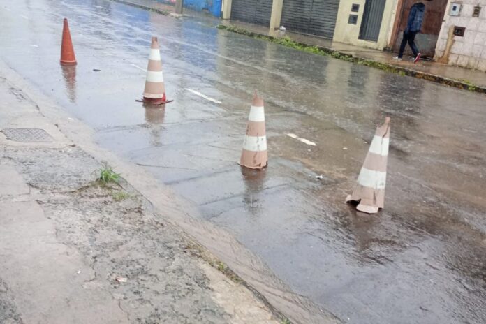 Utilização de cones para marcação de vagas de estacionamento é problema no Vitorino Braga