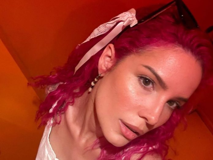 halsey.jpg