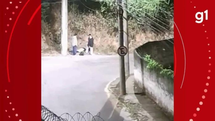 Dupla suspeita de agredir, arrastar e abandonar corpo de homem no Bairro Guaruá é indiciada em Juiz de Fora