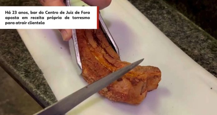 Há 23 anos, bar do Centro de Juiz de Fora aposta em receita própria de torresmo para atrair clientela