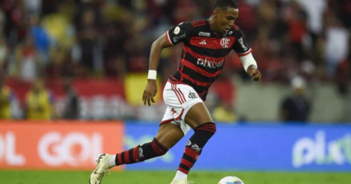 Lorran é novidade em lista de relacionados do Flamengo