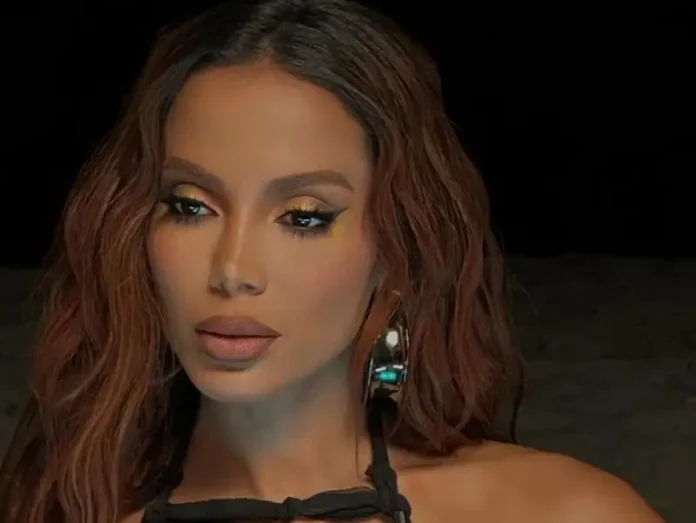 anitta-menina-ma-crescimento-charts-viral-2012-800x601.jpg