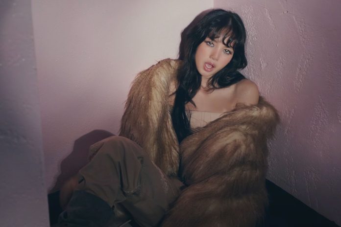 Lisa do BLACKPINK sobre "The White Lotus": "parecido com fazer clipes"