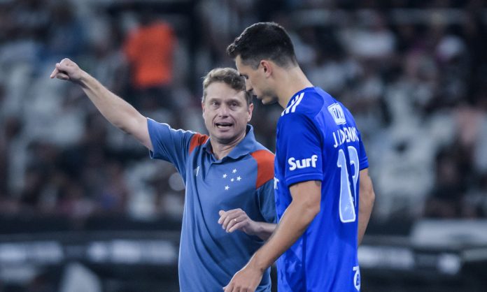 Jogadores do Cruzeiro mandam recado a Seabra após demissão