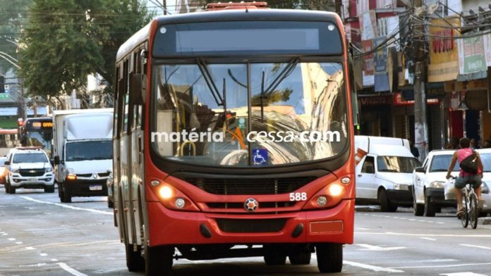 Ponto de ônibus no Centro de Juiz de Fora é desativado durante o Desfile de 7 de Setembro