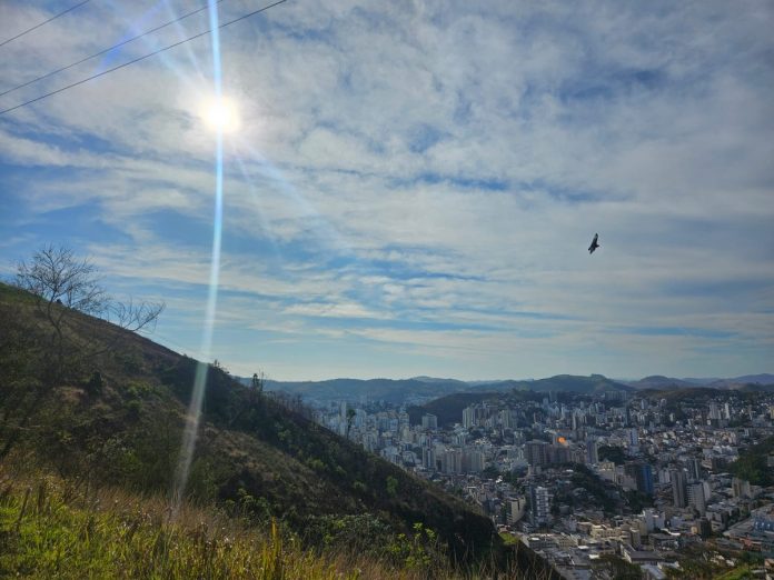 Calor de até 37 °C e chuvas marcam semana em Calor de até 37 °C e chuvas marcam semana em Juiz de Fora e região; veja previsão do tempo