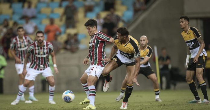 Criciúma empata com o Fluminense em jogo com duas bolas na trave no mesmo lance
