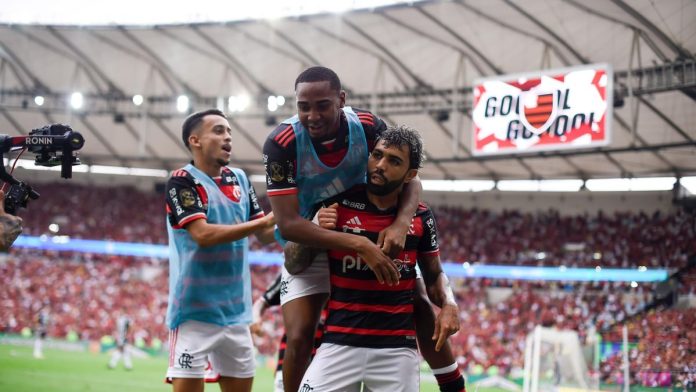 Os destinos de Santa Catarina mais procurados por turistas durante o feriado de 15 de novembro