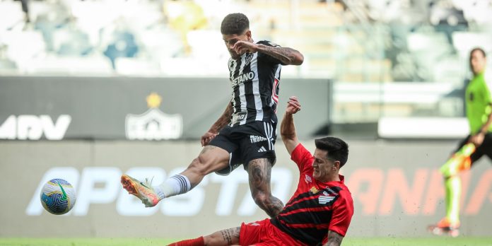 Athletico-PR perde e cai para a Série B do Brasileiro Athletico-PR perde e cai para a Série B do Brasileiro