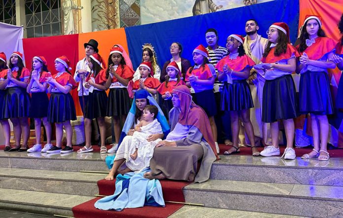 ParÃ³quia Nossa Senhora do RosÃ¡rio apresenta Auto de Natal