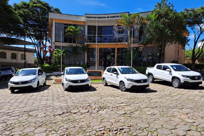 Prefeitura Dores de Campos divulga concurso com 38 vagas