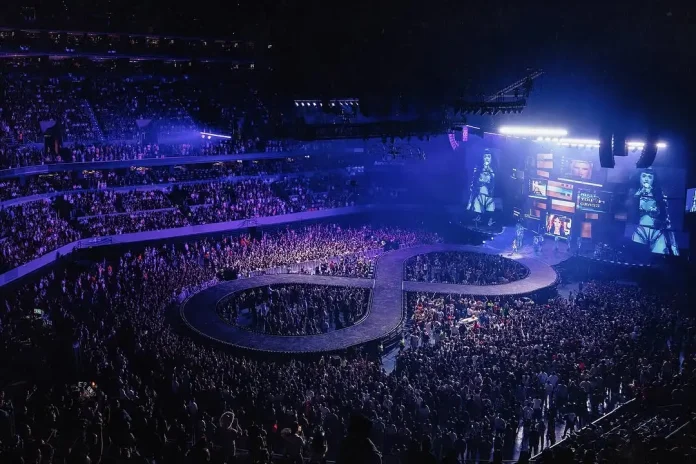 Katy Perry canta 7 músicas do "143" na "The Lifetimes Tour": veja setlist