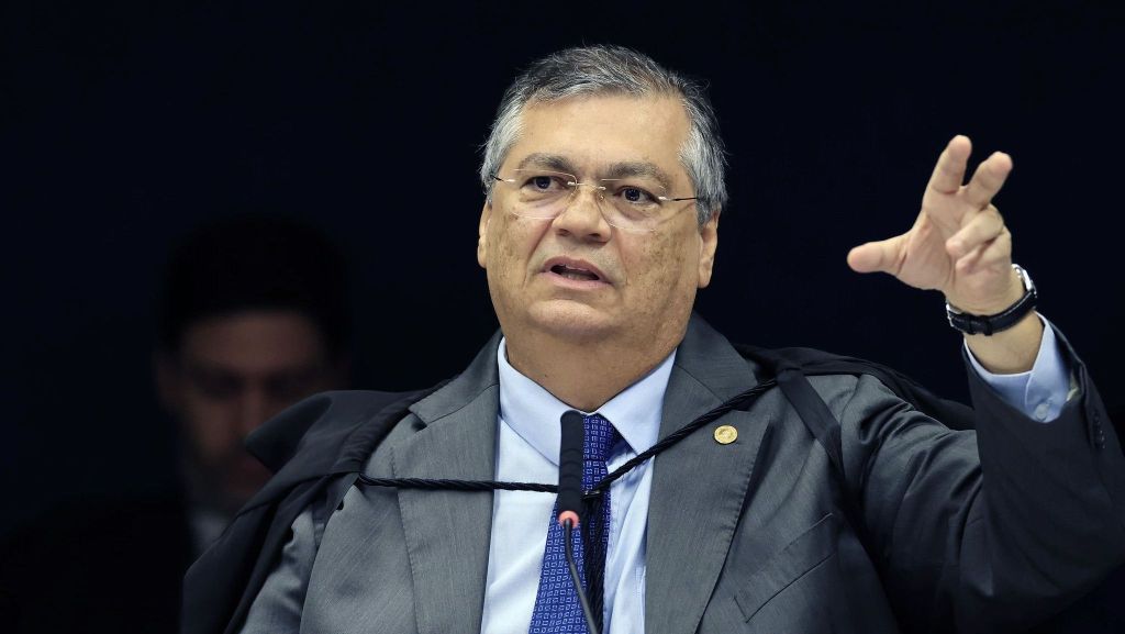 O ministro Flávio Dino, do STF, durante julgamento sobre a admissibilidade da denúncia contra Bolsonaro e outros sete acusados