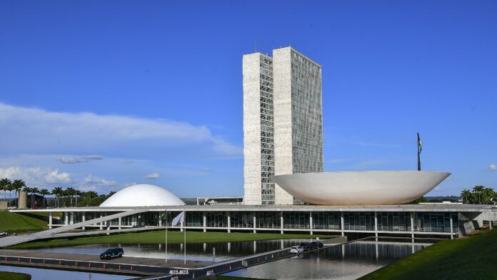 Tenista francês desiste, e João Fonseca ganha "upgrade" em Roland Garros