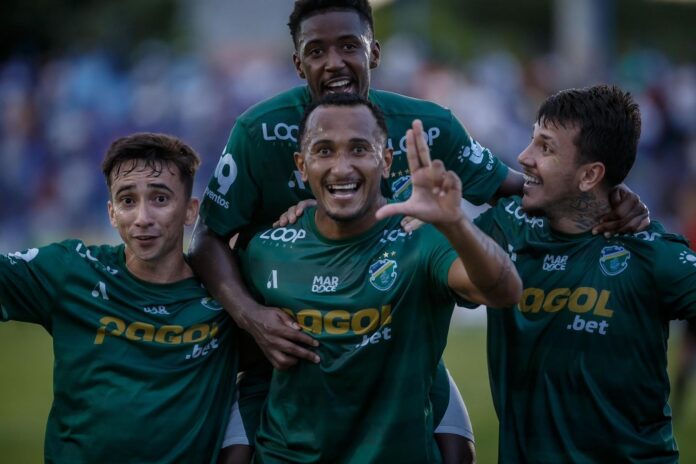 Clube da Série D desbanca gigantes com maior série invicta do Brasil