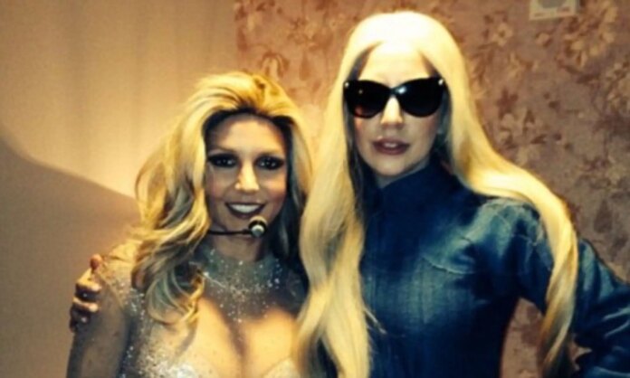 Britney Spears liberou música para "Overcompensating" rapidamente, mas Lady Gaga não
