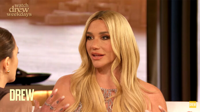 "Gostaria de no mínimo 40 maridos. Talvez dois sugar daddies", diz Kesha