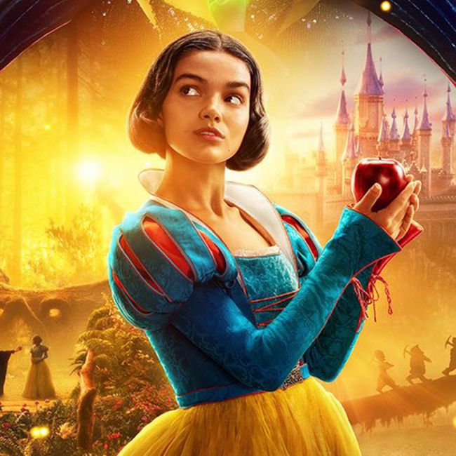 4406593_650x.jpg Disney's Snow White