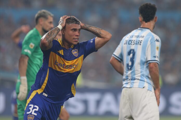 Riquelme não desiste de visto para zagueiro acusado por roubo
