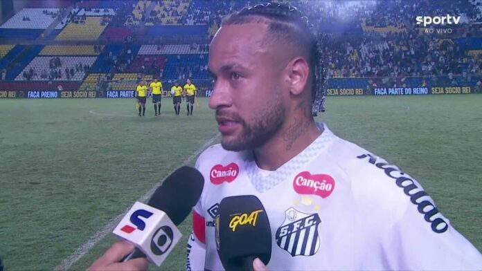 Neymar volta ao Santos com gol e assistência em 45 Neymar volta ao Santos com gol e assistência em 45 minutos: "Muito melhor do que quando cheguei" | santos