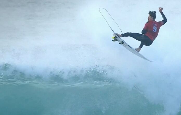 WSL: Yago bate Chumbinho em J-Bay e vai às quartas pela sétima vez em dez etapas de 2025