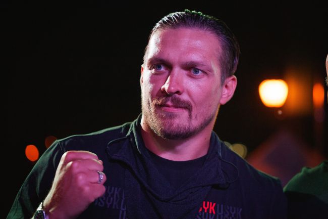 heavyweightchampionoleksandr_4450033_650x.jpg Oleksander Usyk se torna campeão indiscutível dos pesos pesados após derrubar Dubois