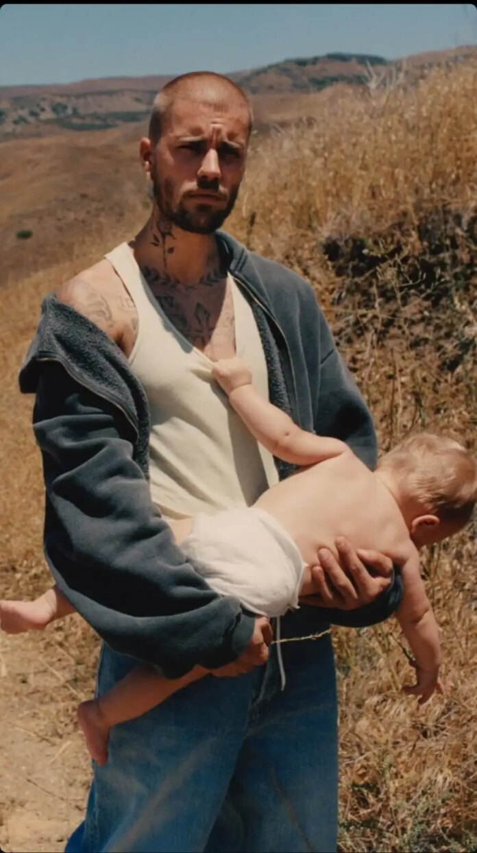 "SWAG": Justin Bieber é chamado de "branco de alma preta" em faixa