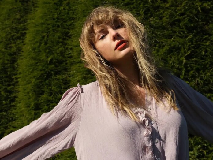 Taylor Swift tem uma dica de filme para você ver no fim de semana