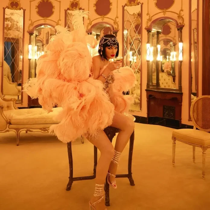 the-life-of-a-showgirl-capa-tracklist-data-novo-album-taylor-swift-2.jpg