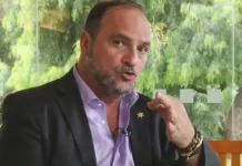 Tuma reassume Conselho do Corinthians mesmo após revisão de sentença Fala de Tuma sobre não pagar a Arena gera desconforto no Corinthians