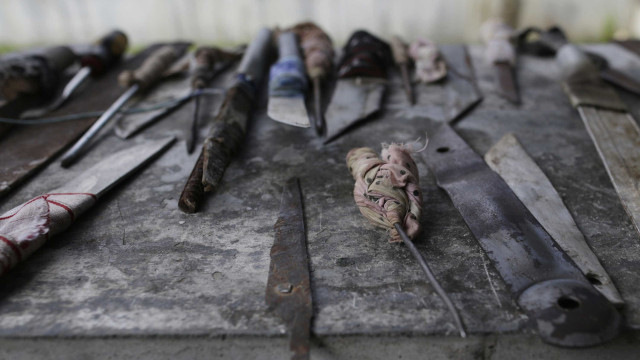 Mulher-perde-R-5-milhoes-em-golpe-de-falso-Brad.jpg Presos são decapitados no Equador durante conflito entre facções com 17 mortos