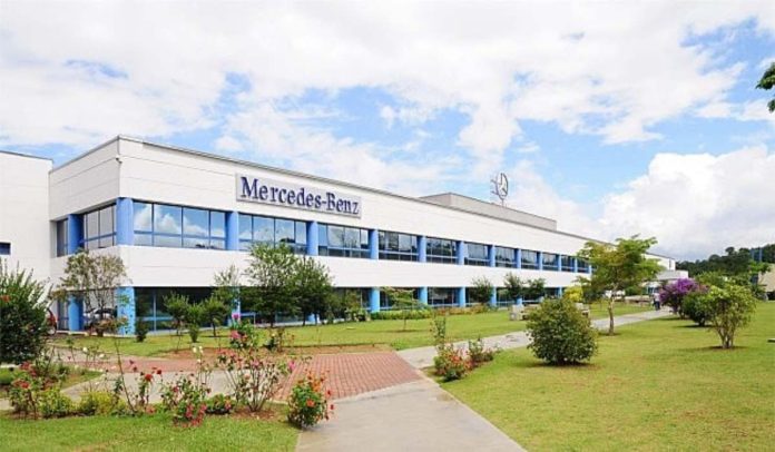 Trabalhadores da Mercedes-Benz em Juiz de Fora estÃ£o em greve